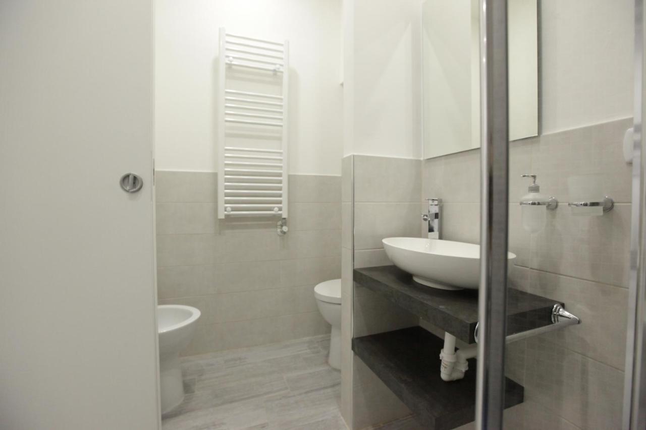 Amazing Apartment In City Center With Balcony Milano Dış mekan fotoğraf