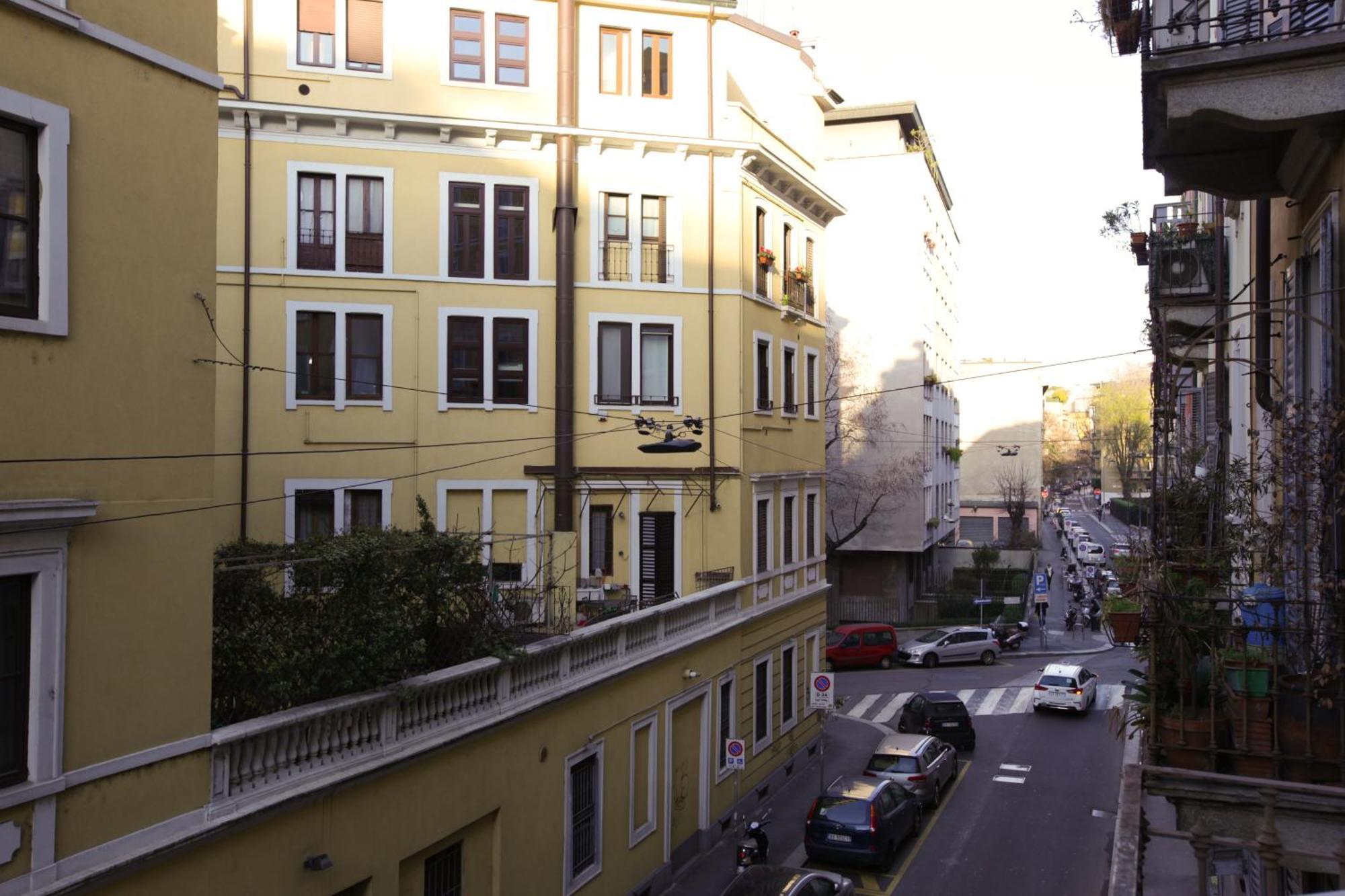 Amazing Apartment In City Center With Balcony Milano Dış mekan fotoğraf